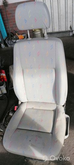 Volkswagen Transporter - Caravelle T5 Front driver seat 