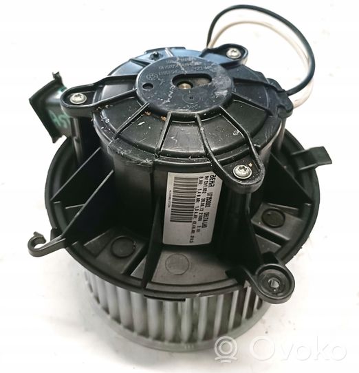 Opel Astra J Heater fan/blower U7253002