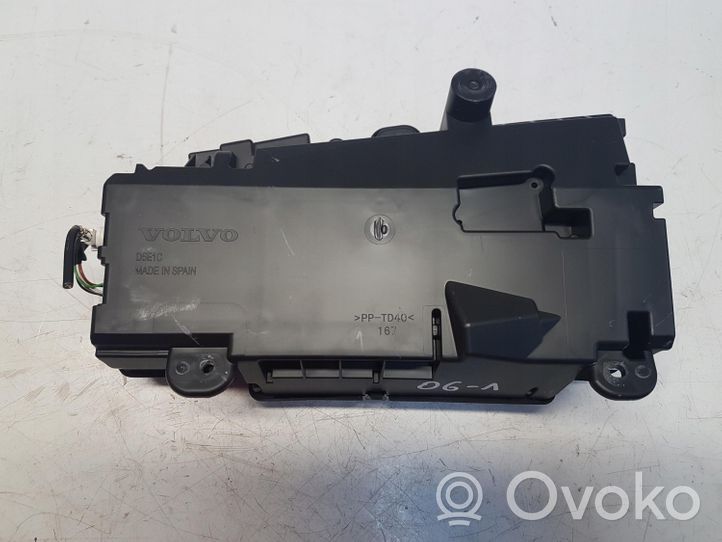 Volvo S90, V90 HUD-näyttö 32233454