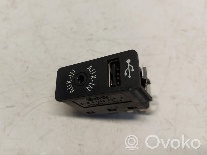 BMW X1 F48 F49 AUX in-socket connector 266607