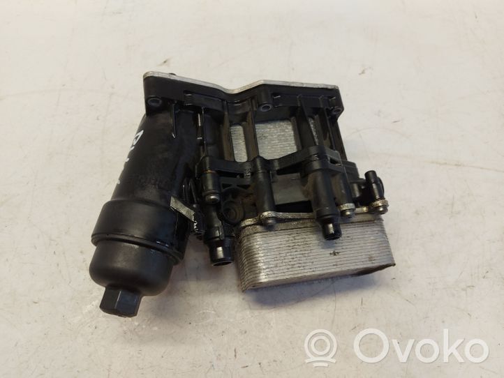 BMW 4 F36 Gran coupe Supporto di montaggio del filtro dell’olio 8510856