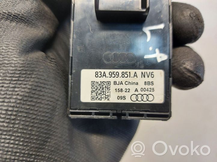 Audi A3 8Y Przełącznik / Przycisk otwierania szyb 83A959851A