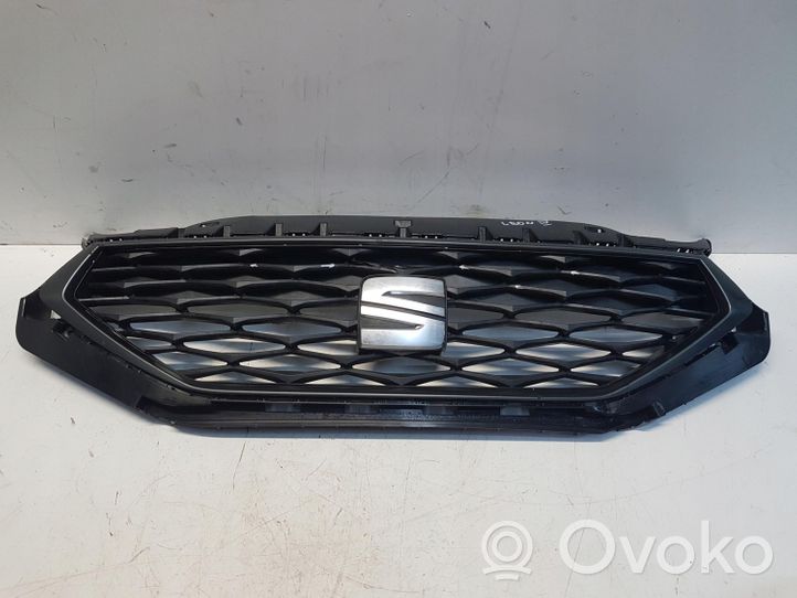 Seat Leon IV Griglia superiore del radiatore paraurti anteriore 5fa853643a