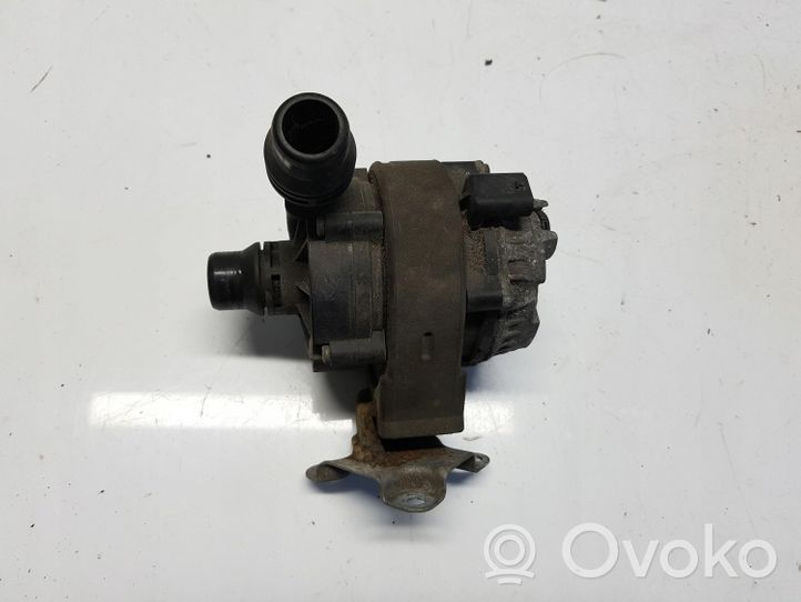 BMW i3 Pompa dell’acqua 8600286