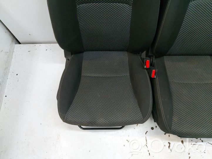 Suzuki Vitara (LY) Juego del asiento 