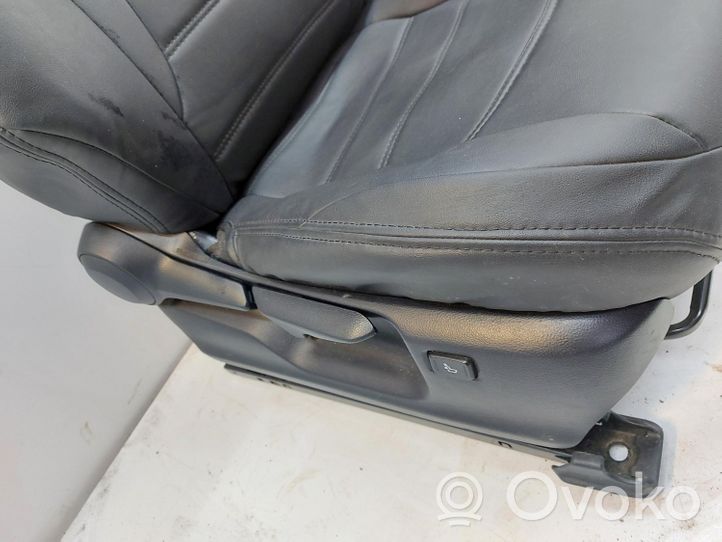 Toyota Prius (XW50) Seat set 