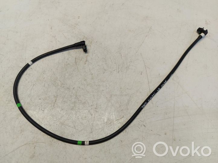 Volvo XC40 Tubo flessibile del radiatore dell’olio del cambio 31480877