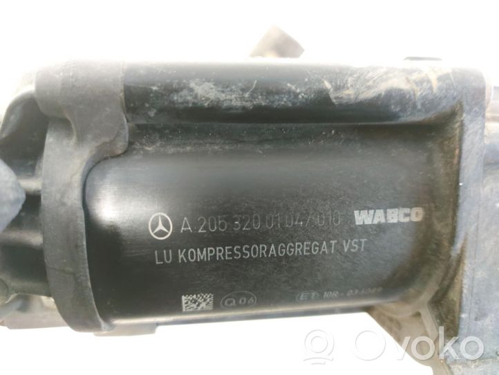 Mercedes-Benz C W205 Ilmajousituksen kompressoripumppu A2053200104