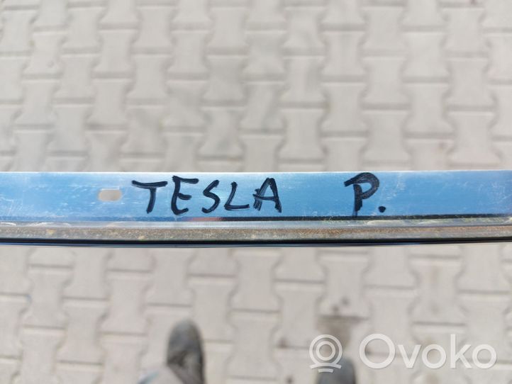 Tesla Model 3 Listwa dachowa 1083520-00-d