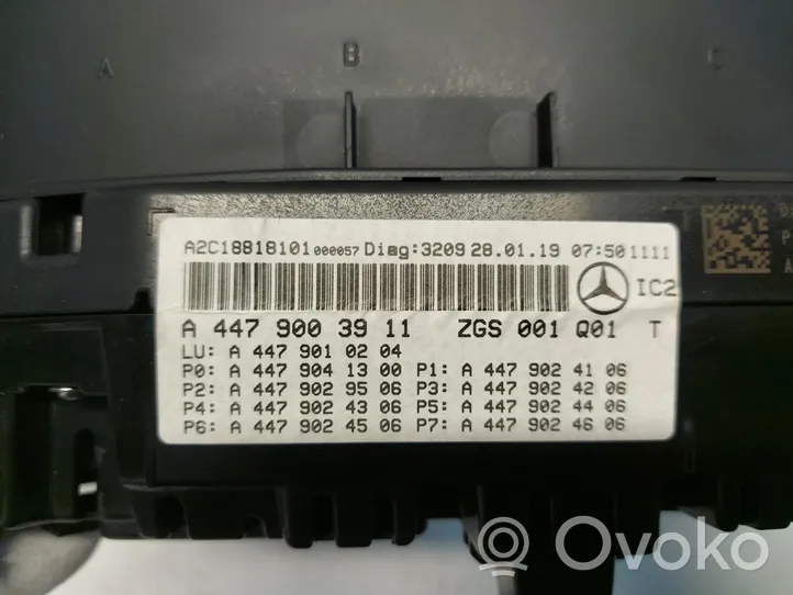 Mercedes-Benz V Class W447 Compteur de vitesse tableau de bord A4479003911