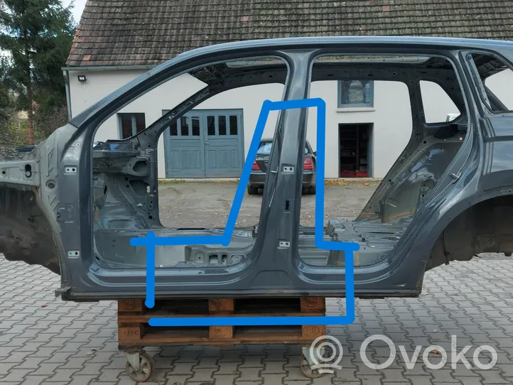 Volkswagen Tiguan Altro elemento di rivestimento sottoporta/montante 