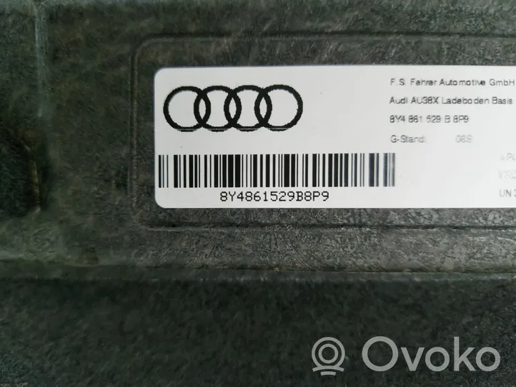 Audi A3 8Y Tavaratilan pohjan paneeli 8Y0861529B