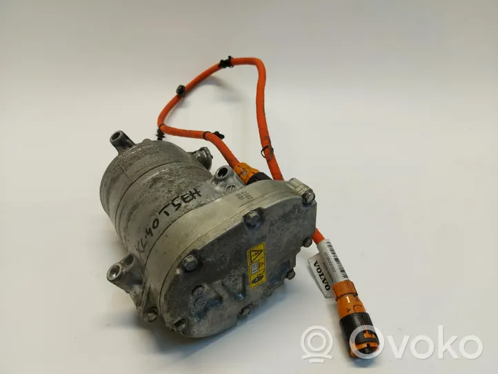 Volvo XC40 Kompresor / Sprężarka klimatyzacji A/C 32130500