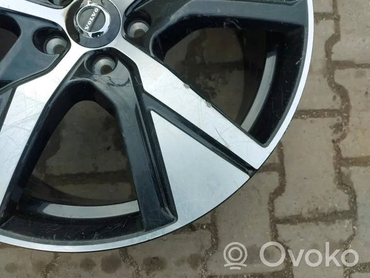 Volvo XC40 R16 steel rim 32243375