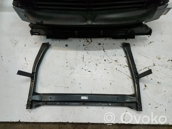 Volvo XC40 Support de radiateur sur cadre face avant 