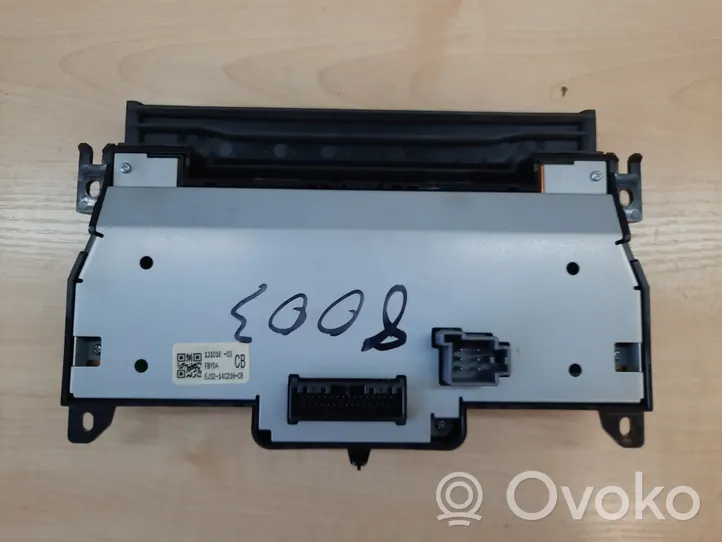 Land Rover Evoque I Oro kondicionieriaus/ klimato/ pečiuko valdymo blokas (salone) EJ3214C239CB