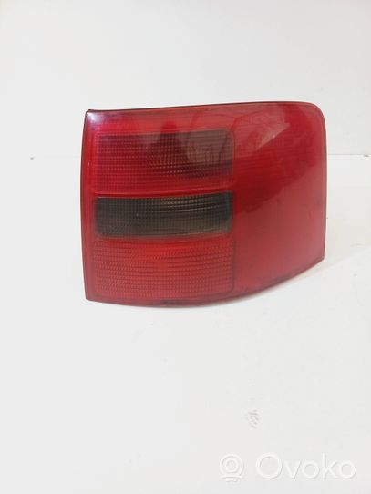 Audi A6 S6 C4 4A Lampa tylna 4B9945096D