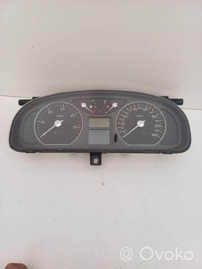 Renault Laguna II Compteur de vitesse tableau de bord 8200263357