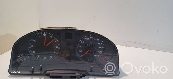 Audi 80 90 S2 B4 Geschwindigkeitsmesser Cockpit 8A0919033E