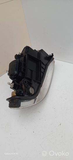 Audi A4 S4 B5 8D Phare frontale 8D0941003AK