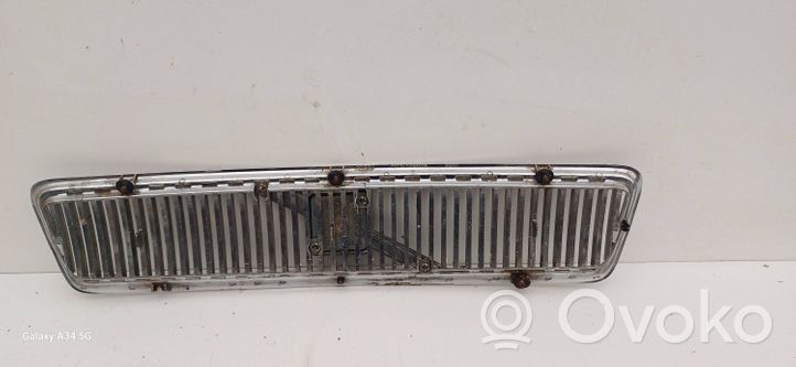 Volvo S40, V40 Grille de calandre avant 803301