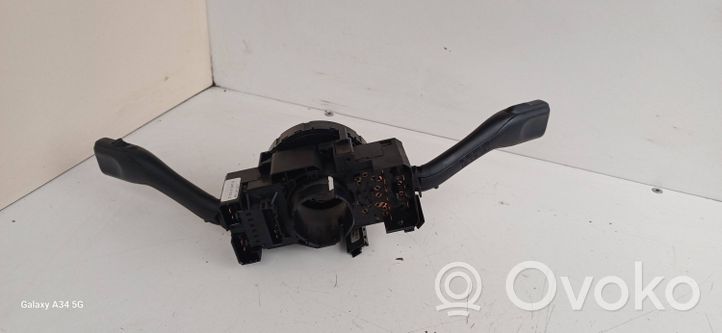 Volkswagen Bora Leva/interruttore dell’indicatore di direzione e tergicristallo 8L0953513