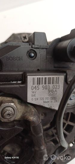 Volkswagen Polo Generatore/alternatore 045903023