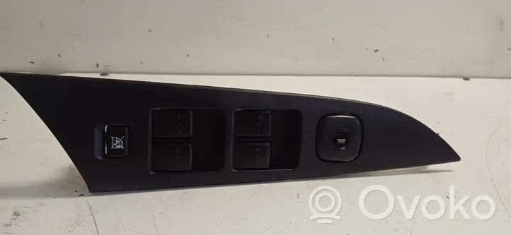 Mazda 3 I Interrupteur commade lève-vitre 03123000