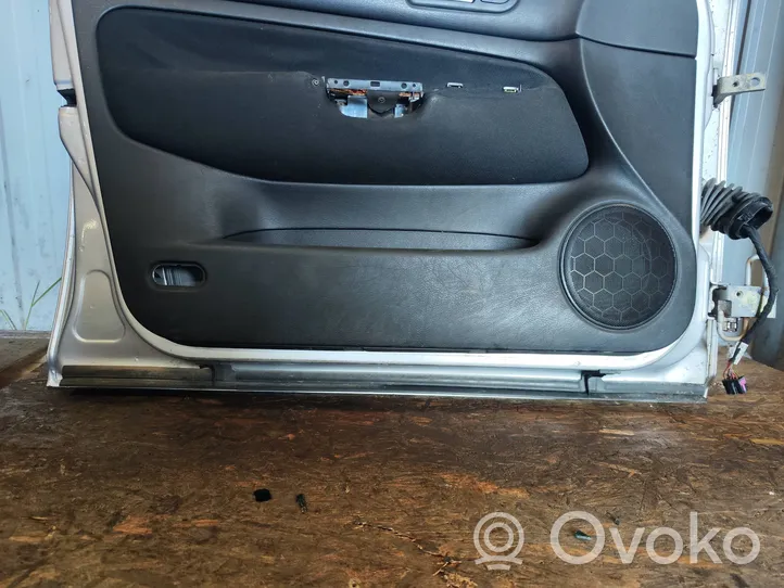 Volkswagen Golf IV Front door 