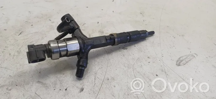 Toyota Corolla Verso E121 Injecteur de carburant 2367027020