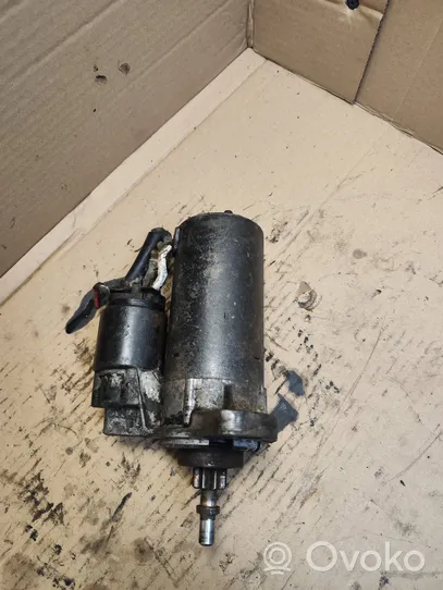 Volkswagen Golf II Starter motor 0331303037537