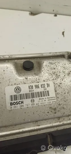 Volkswagen Lupo Moottorin ohjainlaite/moduuli 0261206747