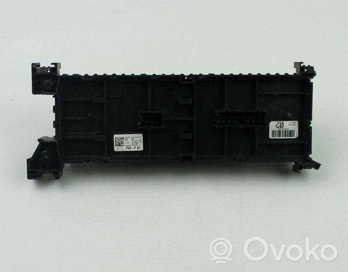 Mercedes-Benz GL X166 Module de fusibles A1669062501