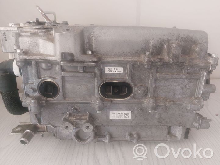 Toyota RAV 4 (XA40) Convertisseur / inversion de tension inverseur G92A042030