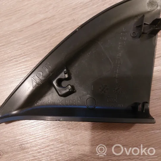 Toyota Yaris XP210 Veidrodėlio plastikinė apdaila 67491K0030