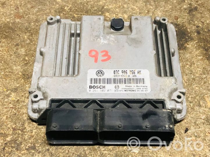 Volkswagen Passat Alltrack Unité de commande, module ECU de moteur 0261S02071