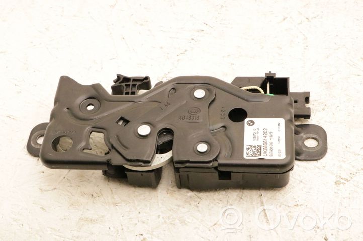 BMW M3 G80 Blocco/chiusura/serratura del portellone posteriore/bagagliaio A048316