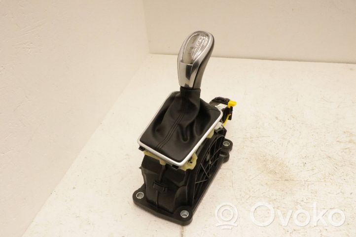 Volvo V40 Palanca/selector de cambios 31256999