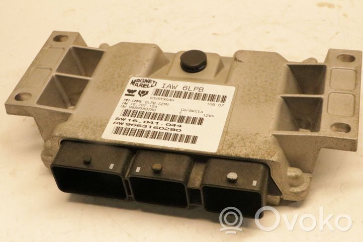 Citroen C4 I Calculateur moteur ECU iaw6lpb