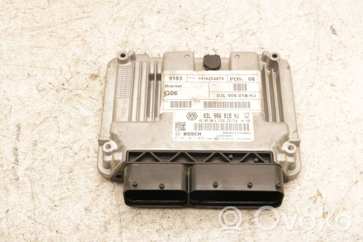 Volkswagen Sharan Dzinēja vadības bloks 0281017096