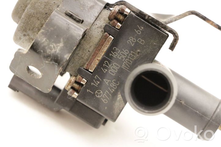 Mercedes-Benz E W213 Pompe de circulation d'eau, chauffage auxiliaire Webasto 1147412163