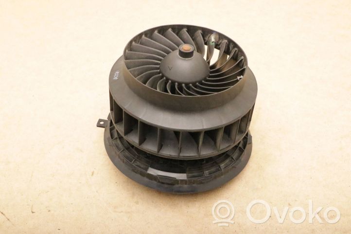 Mercedes-Benz E W213 Ventola riscaldamento/ventilatore abitacolo F011500093