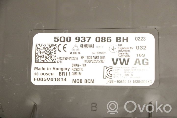 Volkswagen PASSAT B8 Mukavuusmoduuli 5Q0937086