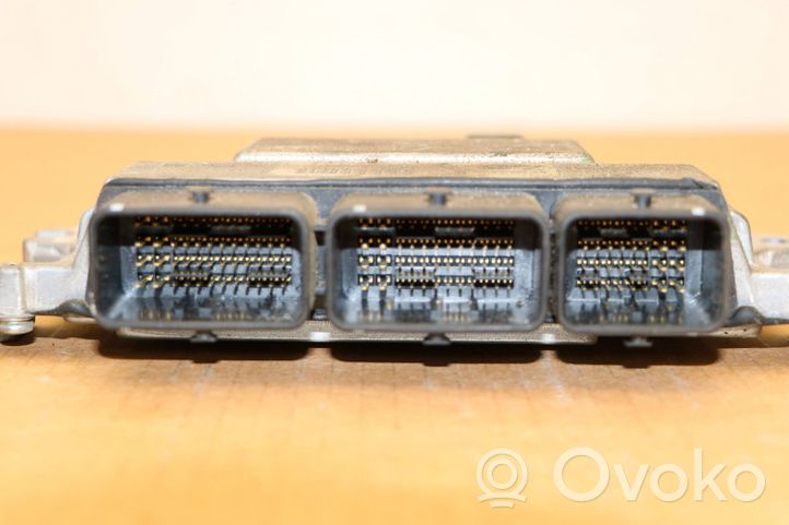 Subaru Levorg Sterownik / Moduł ECU 22765AK980