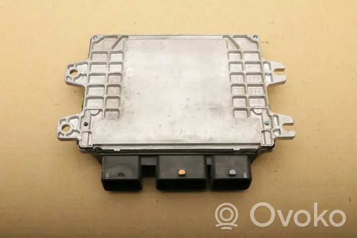 Nissan Qashqai Calculateur moteur ECU MEC93-390B17X11