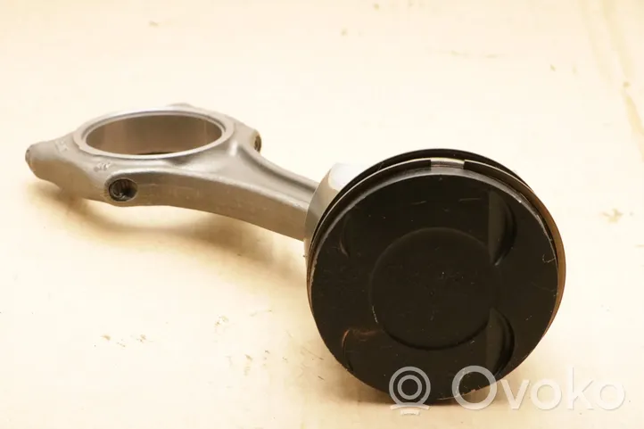 Porsche Panamera (971) Piston avec bielle 84L156