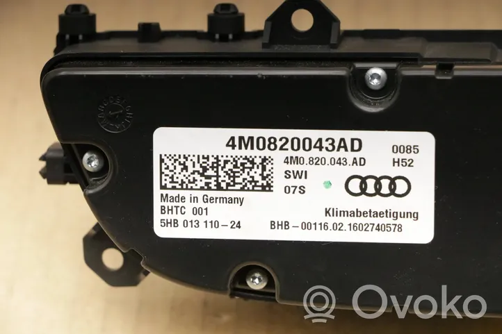 Audi Q7 4M Oro kondicionieriaus/ klimato/ pečiuko valdymo blokas (salone) 4M0820043AD
