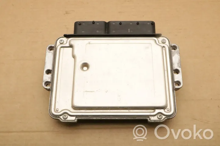 KIA Ceed Sterownik / Moduł ECU 39110-2BRBK