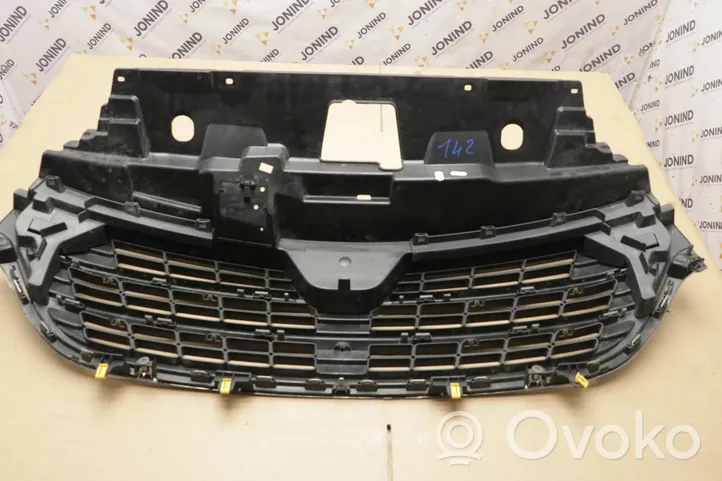 Renault Trafic III (X82) Grille calandre supérieure de pare-chocs avant MOU022771