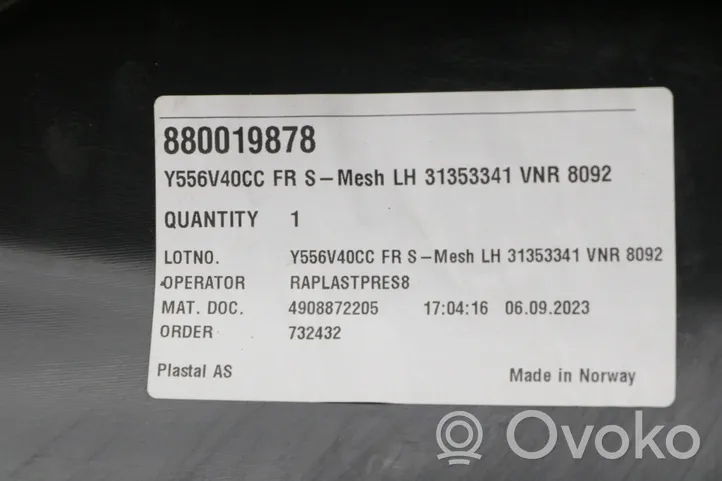 Volvo V40 Cross country Revestimiento de la esquina del parachoques trasero 31353341